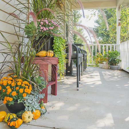 Old Town Country Landing Bed & Breakfast Niagara-on-the-Lake Екстериор снимка