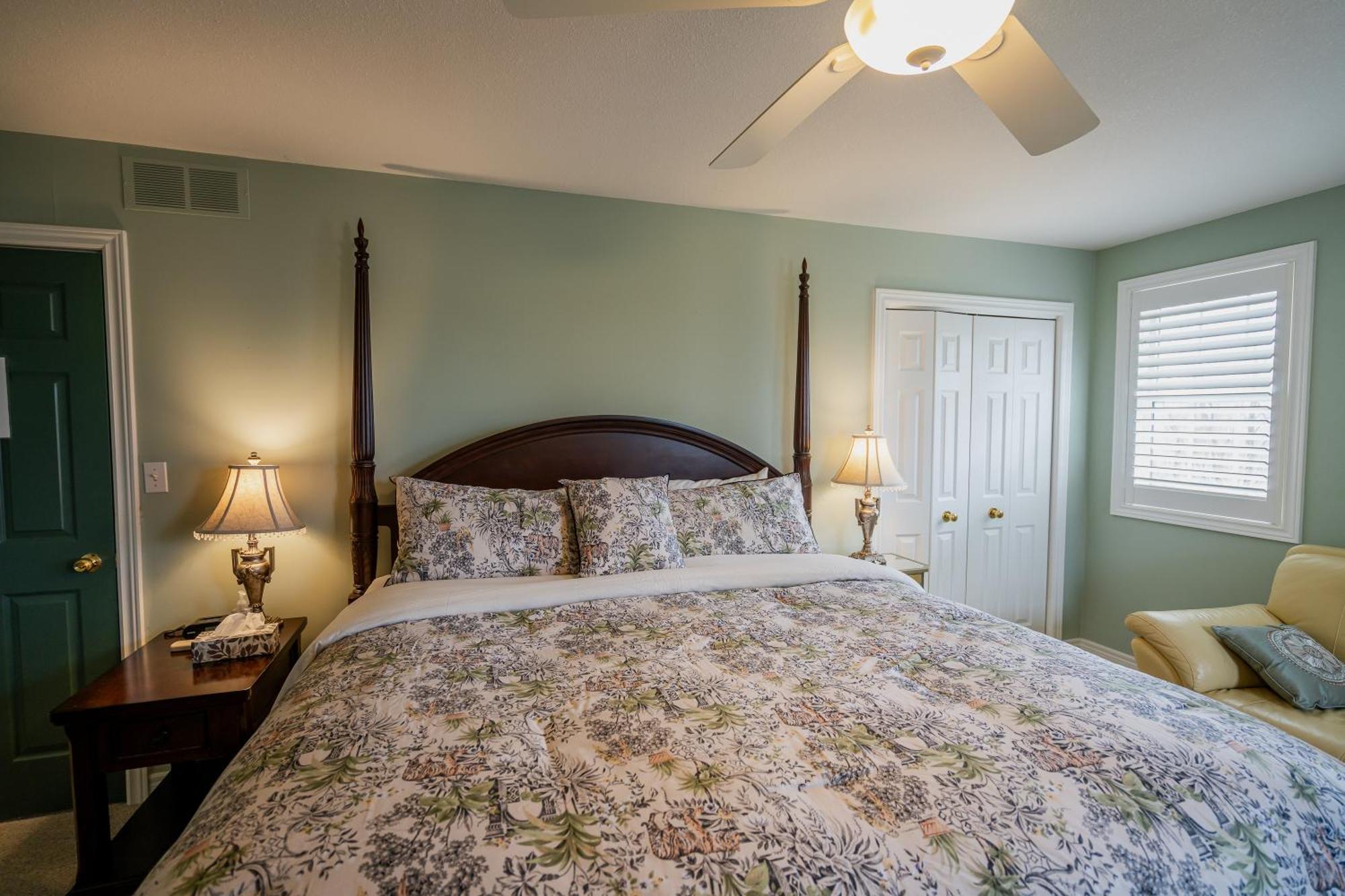 Old Town Country Landing Bed & Breakfast Niagara-on-the-Lake Екстериор снимка