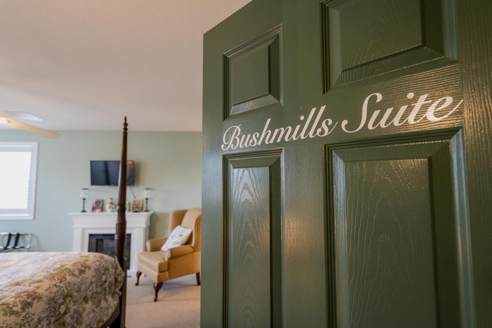 Old Town Country Landing Bed & Breakfast Niagara-on-the-Lake Екстериор снимка