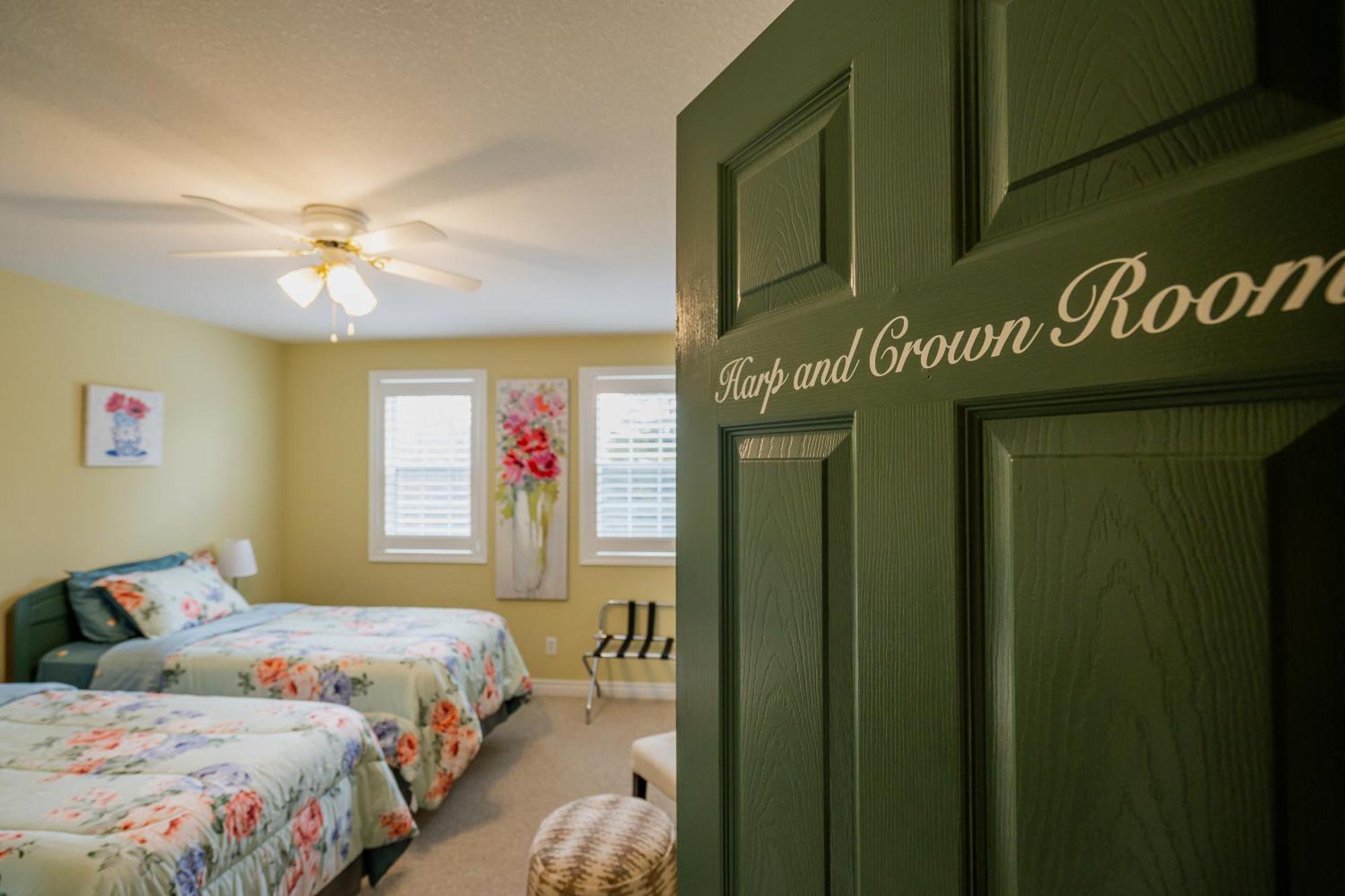 Old Town Country Landing Bed & Breakfast Niagara-on-the-Lake Екстериор снимка